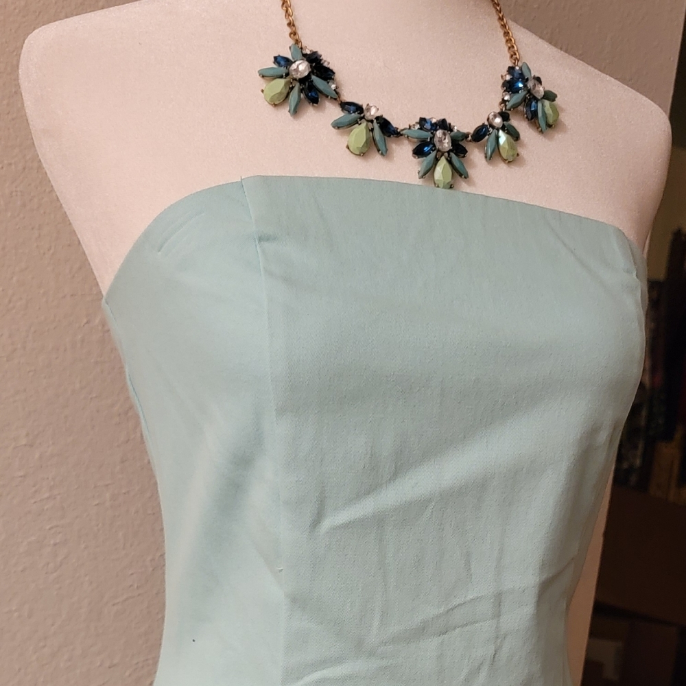 Dress - Picture 3 of 7